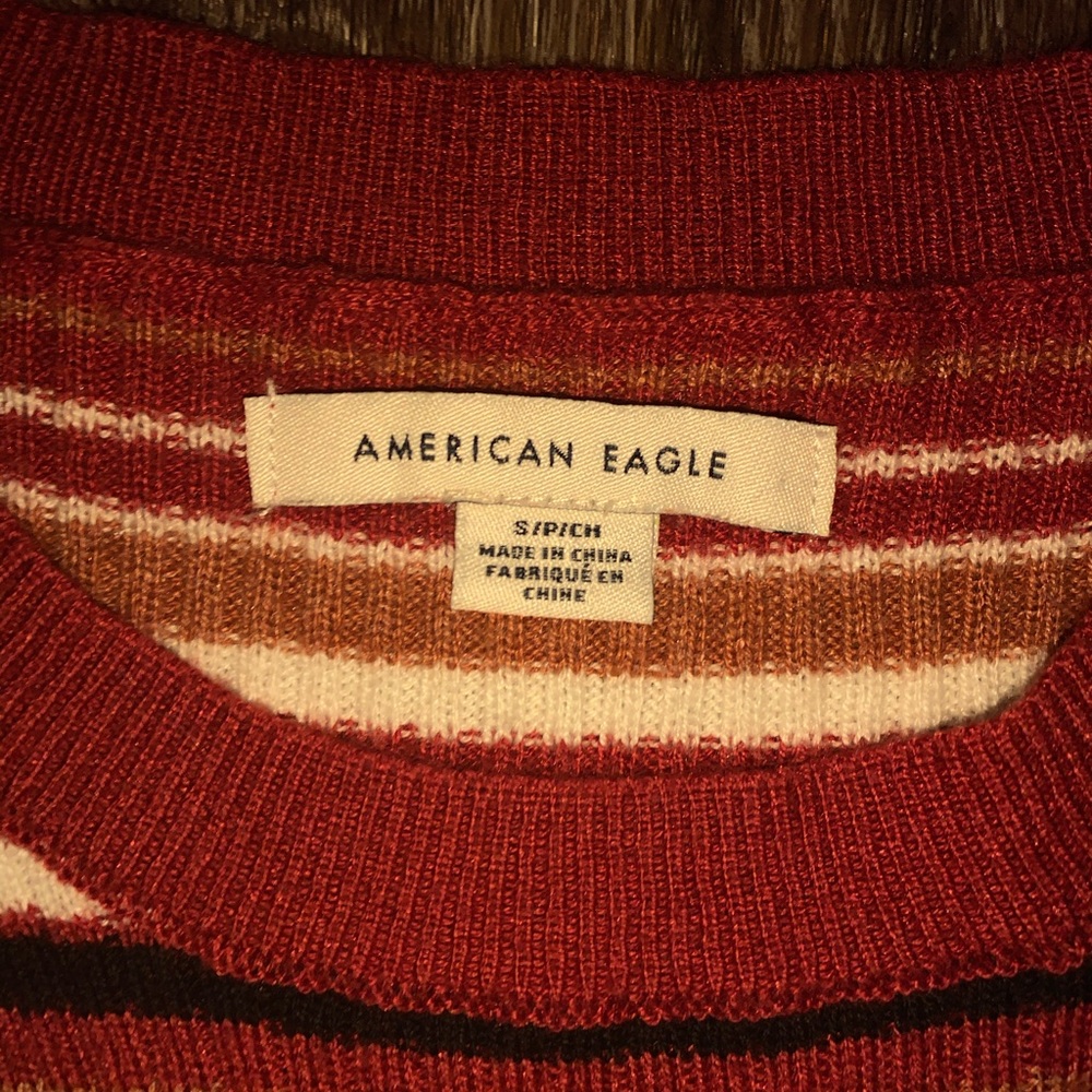 Tightly fitted American Eagle top